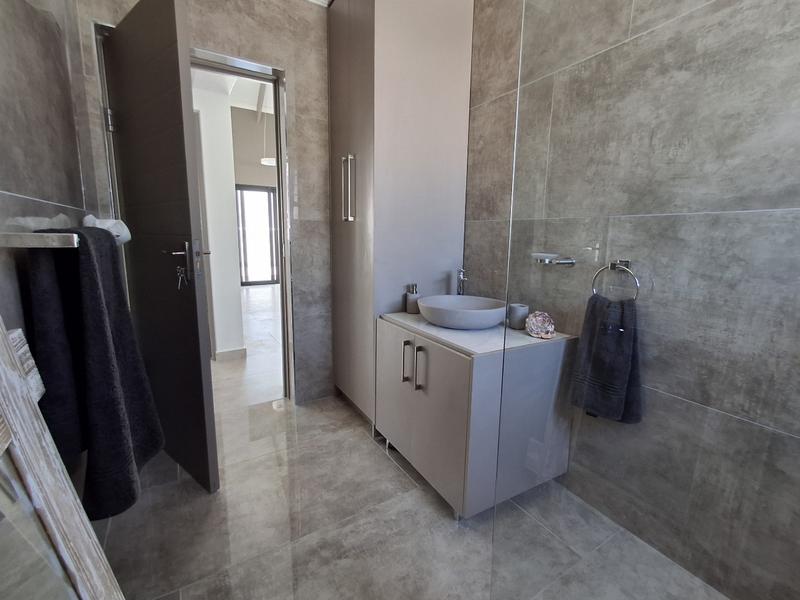 3 Bedroom Property for Sale in Britannia Bay Western Cape